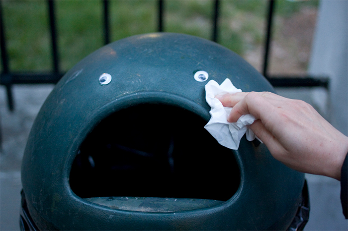 crying-trash-can