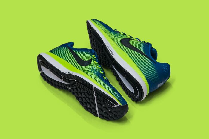 green-shoes