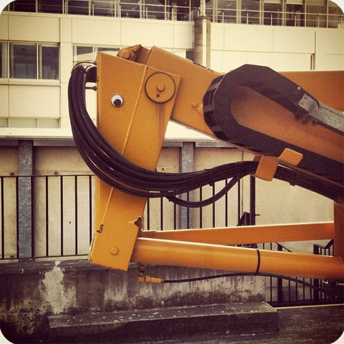 yellow-mechanical-horse-with-googly-eyes