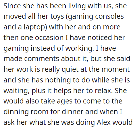 noticed-her-gaming-